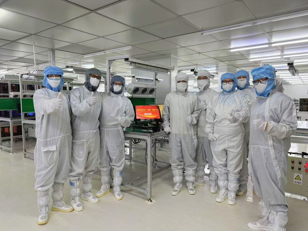 龍騰越南生產線項目首片模組產品成功點亮，預計今年二季度投產